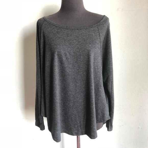 U&I Tops - U&I cute comfy long sleeve sweater/shirt